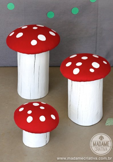 Cutest DIY seats ever!!! I love red mushrooms and everything that reminds me Super Mario Bros! See how to make it. Easy photo tutorial - Banco Cogumelo Super Mario Bros - Faça você mesmo #mushroom #seat #woodseat