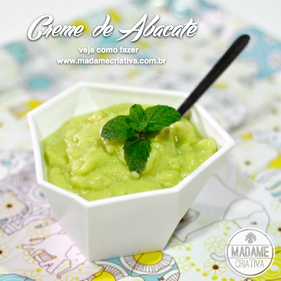 Delicious Brazilian avocado dessert! Just blend all the ingredients and you'll have this tasteful cream - Creme de Abacate ou abacatada - Receita saudável e fácil