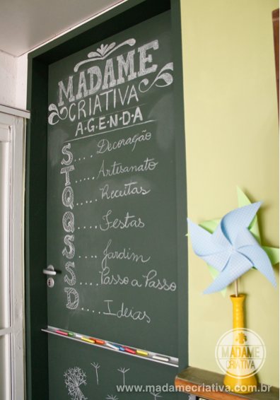 Como fazer lousa na porta - Dicas e passo a passo com fotos - DIY - Tutorial - How to make chalkboard door - Madame Criativa - www.madamecriativa.com.br