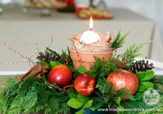 Arranjo de mesa para o Natal com velas, frutas, flores e canela - Centro de mesa para festas - Passo a Passo PAP - DIY Christmas Centerpiece with fruits and cinnamon