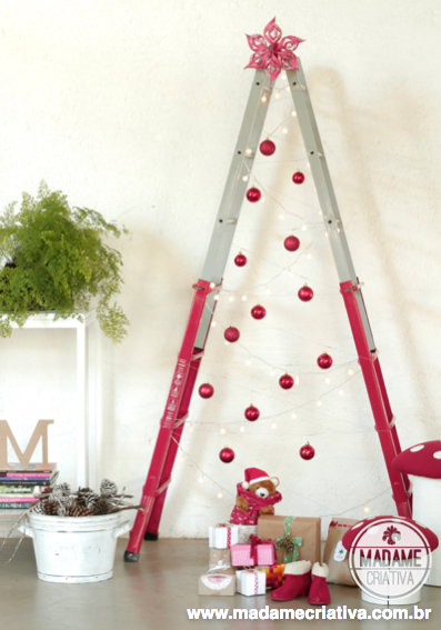 Árvore de Natal criativa e econômica feita com escada - DIY Laddr Christmas tree - Inexpensive and esay to make!